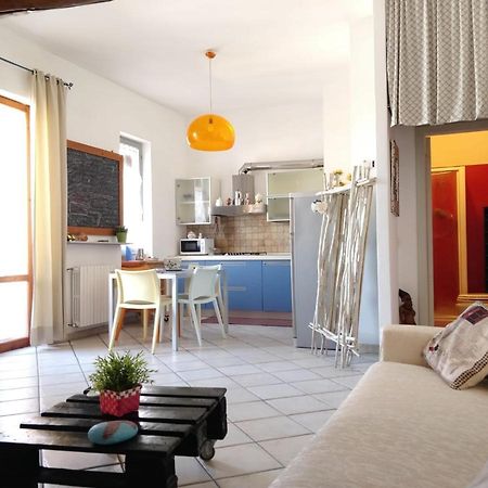 Delizioso Appartamento Vicino Al Centro Piombino Eksteriør bilde